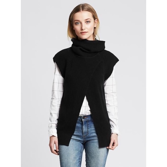 Banana Republic Sweaters - Banana Republic Cross Front Cowl Sweater Black M